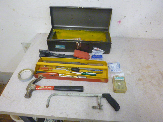 lot 91 image: Master Mechanic 19 Metal Toolbox