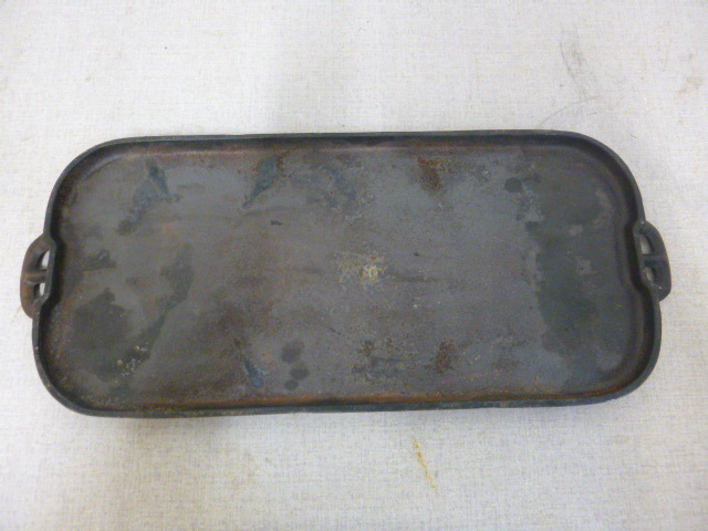 lot 112 image: Cast Iron Griddle
