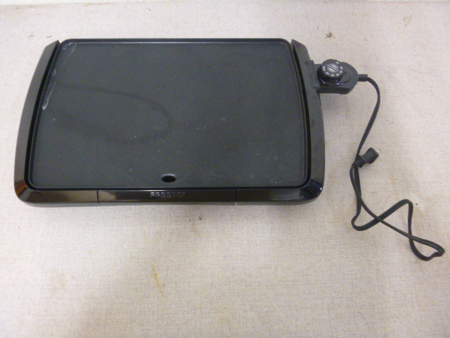 lot 127 image: Presto Griddle