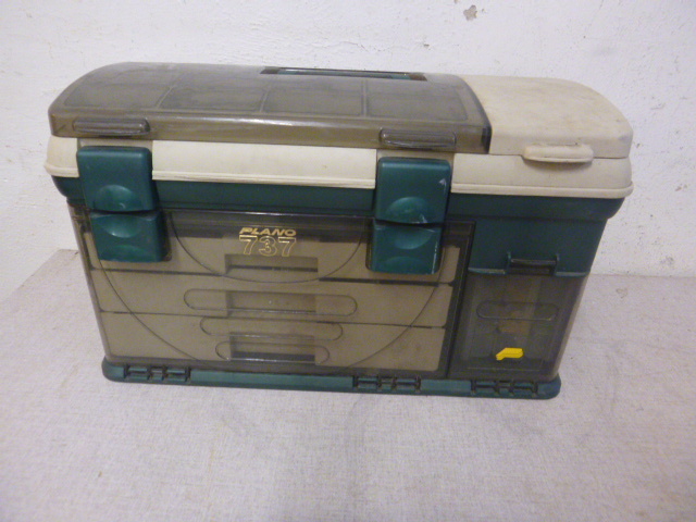 lot 143 image: Plano 737 Tackle Box
