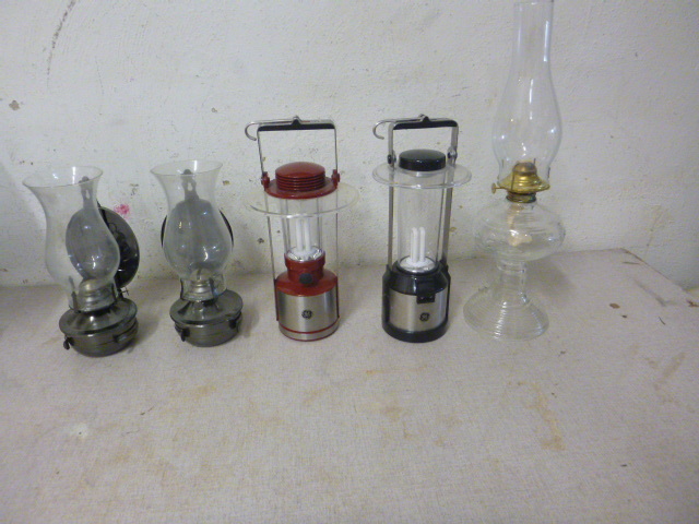 lot 156 image: 3 Oil Lamps and 2 Lanterns