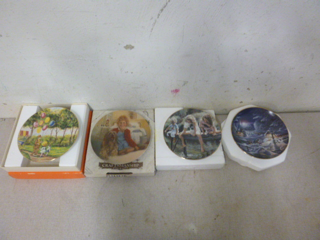 lot 272 image: 4 Collector Plates