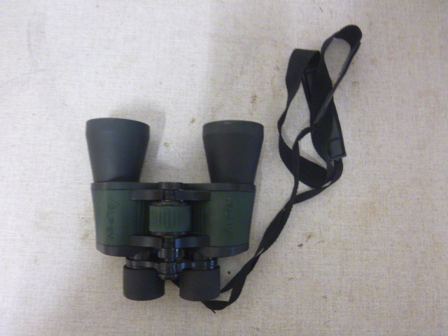 lot 281 image: Alpen Binoculars
