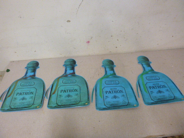 lot 285 image: 4 Patron Metal Signs