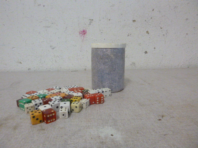 lot 304 image: Miscellaneous Dice