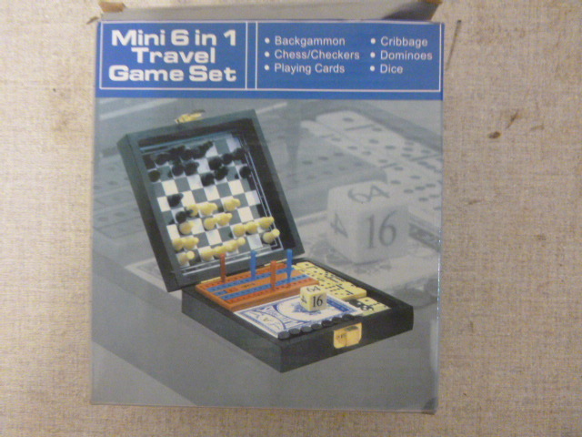 lot 305 image: 6 in 1 Mini Travel Game Set