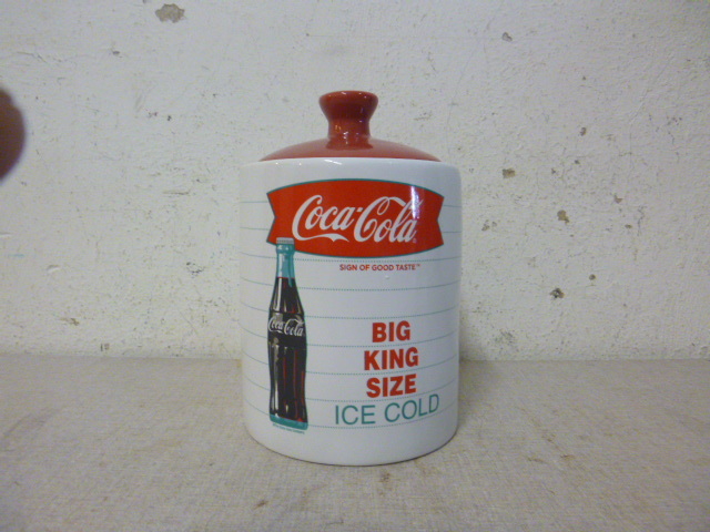 lot 328 image: Coca-Cola Cookie Jar