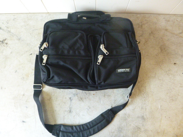 lot 352 image: London Fog Sterling Edition Laptop Bag