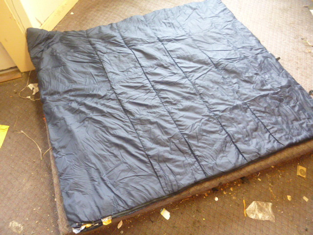 lot 354 image: Ridgeway Sleeping Bag