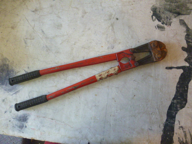 lot 364 image: Bolt Cutter