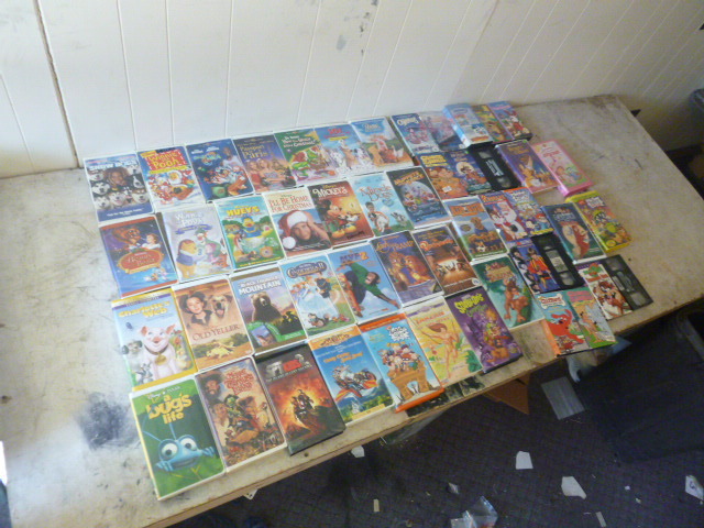 lot 398 image: Miscellaneous Childrens VHS Movies