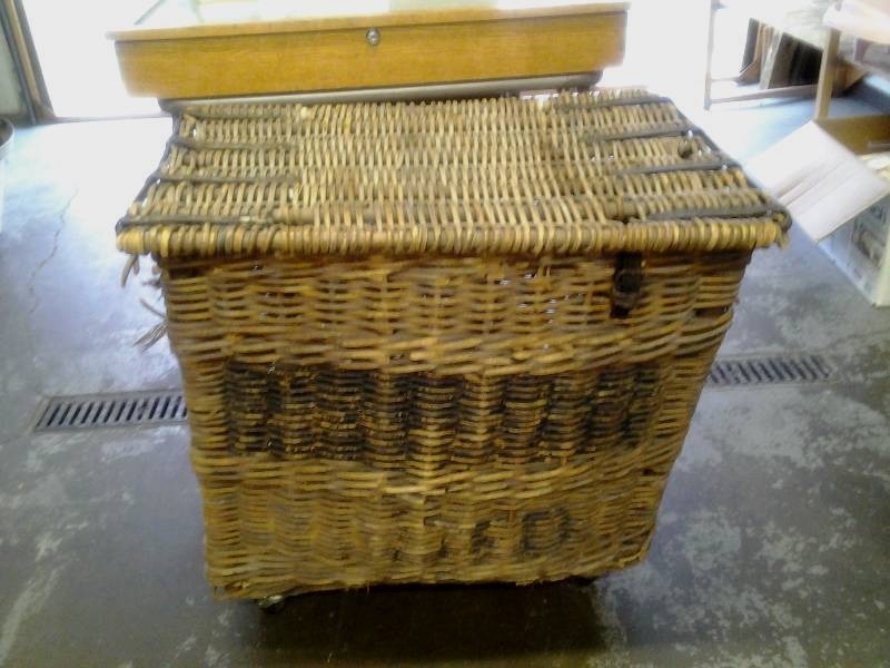 lot 15 image: Vintage Wicker Chinese Laundry Basket With Metal Hardware (On Casters)