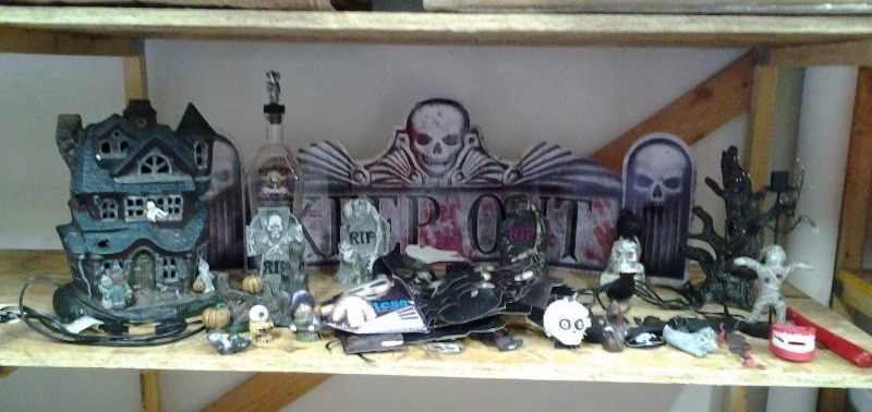 lot 4 image: Lot Of Spooky Halloween Decor-Lighted Haunted House, Figures, Skulls, More