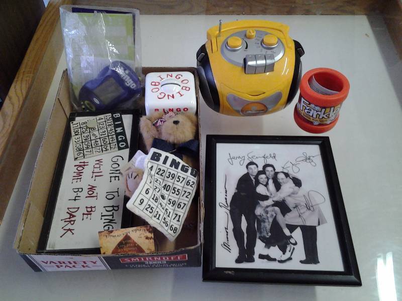 lot 23 image: Autographed Seinfeld Cast Photo, Radio, Dice & Bingo Games
