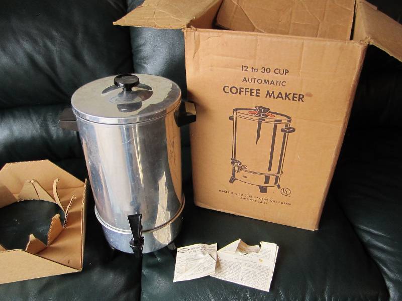 lot 79 image: Vintage coffee maker...