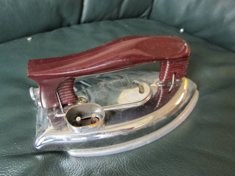 lot 93 image: Vintage iron...