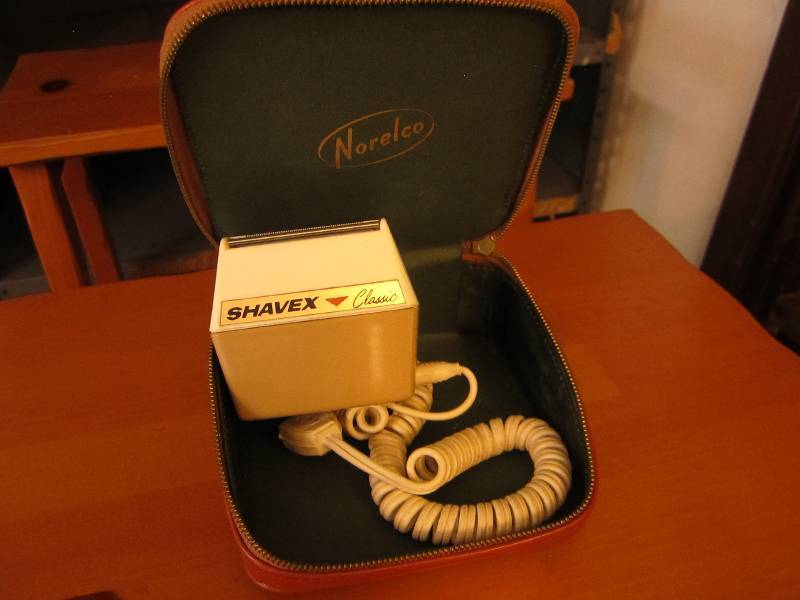 lot 108 image: Vintage Norelco shaver in case...