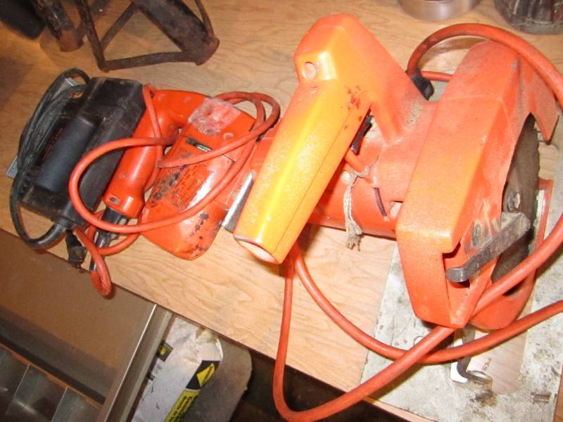 lot 153 image: Circular and jig saws...