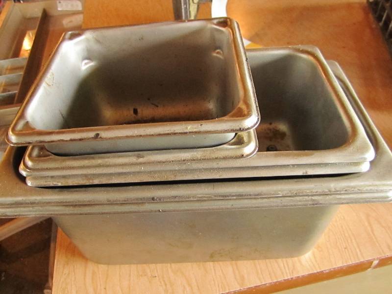 lot 167 image: Lot of metal pans...