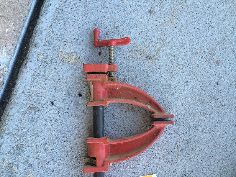 Wood Clamp   4 ft