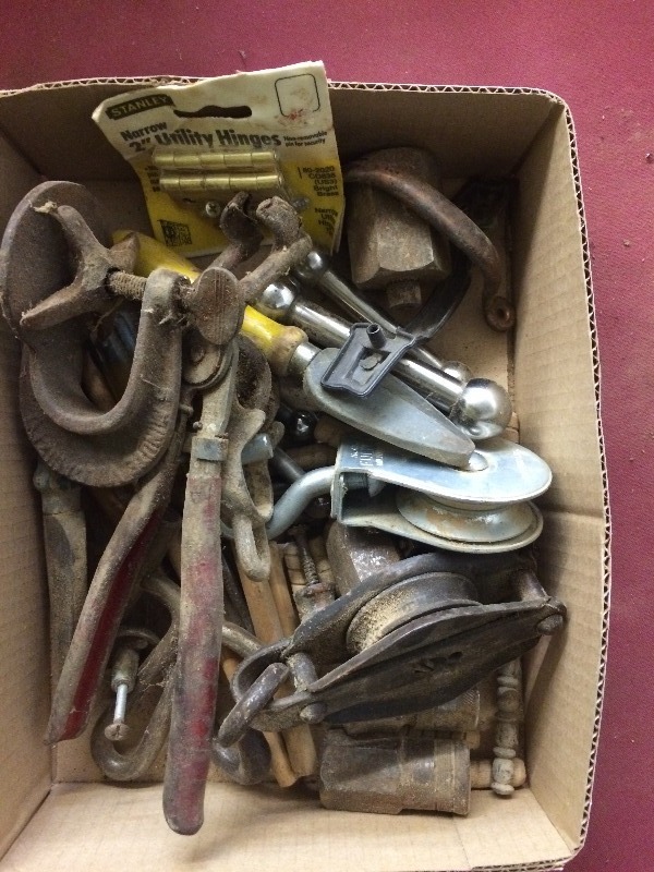 Misc. Box Lot   some vintage items