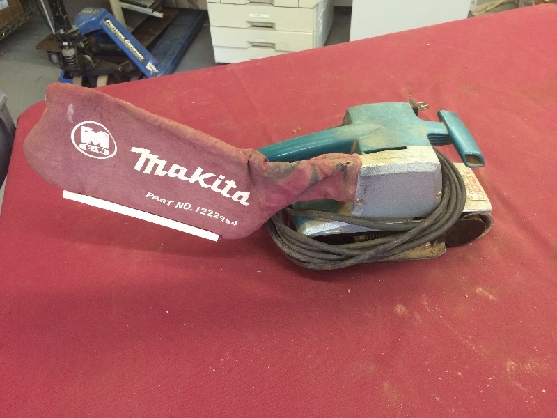 Makita Belt Sander - WORKS