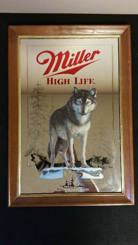 Miller HIGH Life Minnesota Wildlife Series Mirror With Timber Wolf