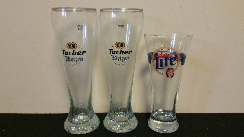 lot 78 image: Tucher & Miller Lite Beer Glasses