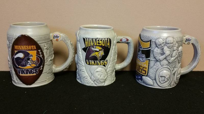 lot 83 image: 3 Miller Lite Beer Minnesota Vikings Mugs