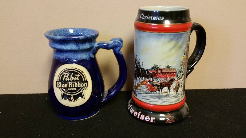 lot 86 image: PabstRenaissance Festival & Budweiser Beer Mugs