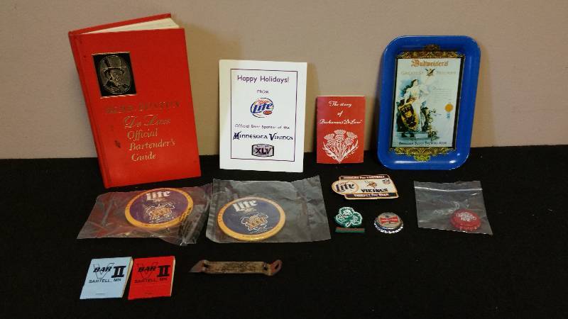 lot 88 image: Collectable Beer Pin Backs & Alcohol Related