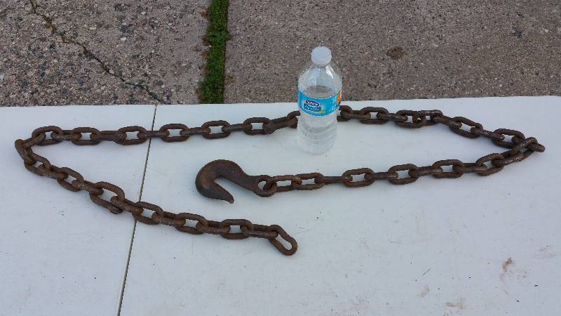 lot 128 image: Chain & Hook