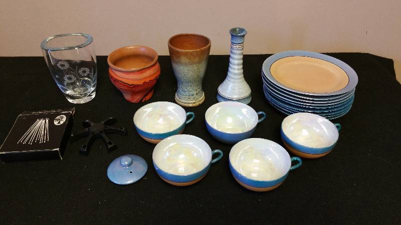 lot 32 image: Signed Pottery, Crystal, Japan Cups & Saucers, Etc.