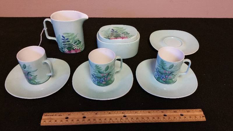 lot 39 image: Georges Boyer Limoges France Mid Century Tea Set