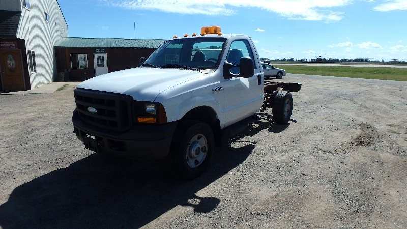 2007 Ford F-350 XL Super Duty