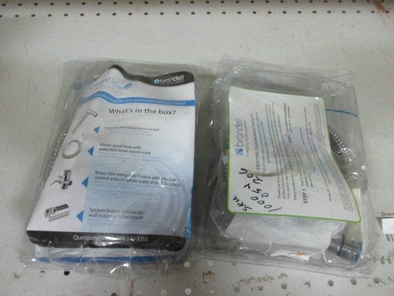 2 Handheld Bidets