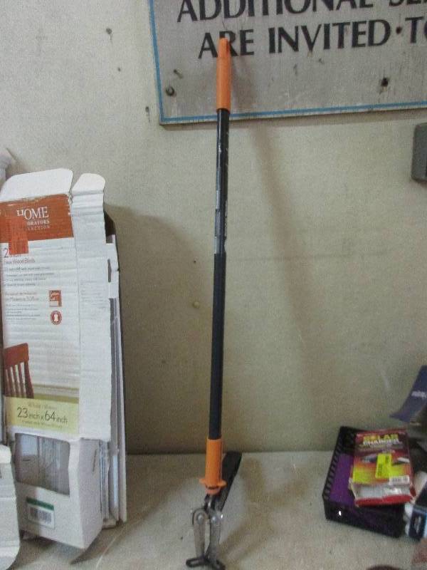 Weeder