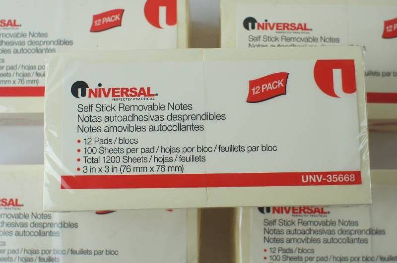 lot 434 image: Lot of 13 UNV35668 - Universal Standard Self-Stick Notes