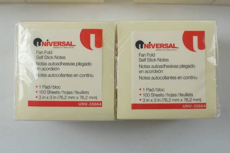 lot 437 image: Lot of 7 UNV35664 - Universal Fan-Folded Pop-Up Notes