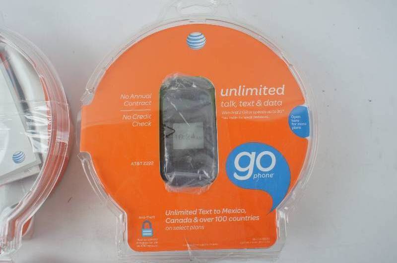 lot 445 image: Lot of 3 go phones AT&T, Consumer Cellular