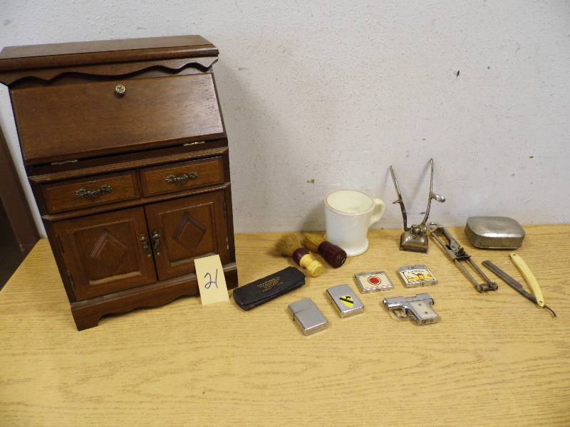 Vintage Shaving Items - Lighters