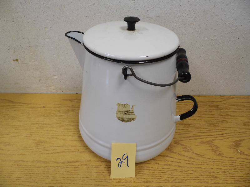 Medium Enamelware Coffee Pot
