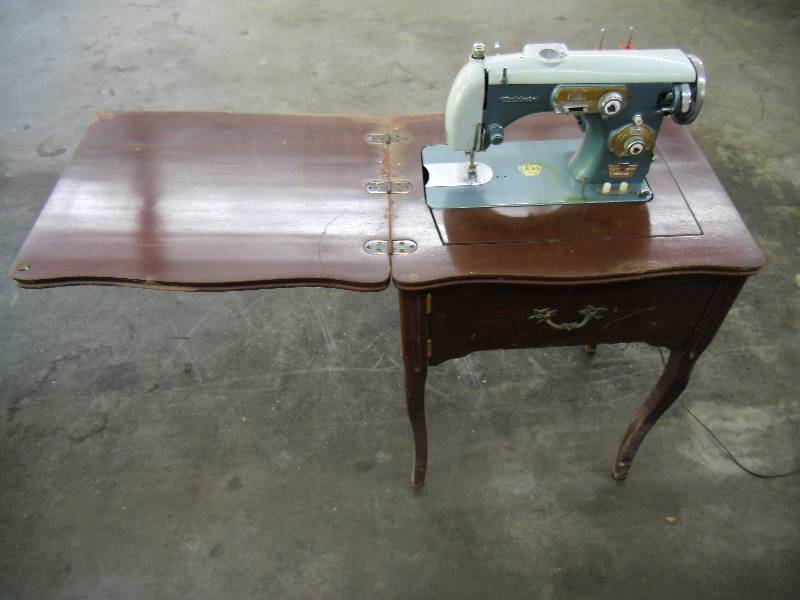 Vintage Sewing Machine