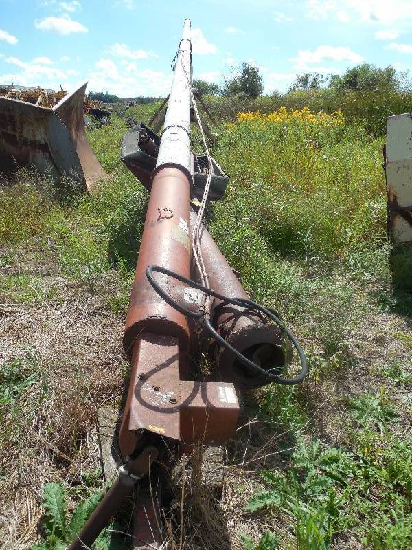 lot 19 image: FETERAL PTO 85  12 AUGER