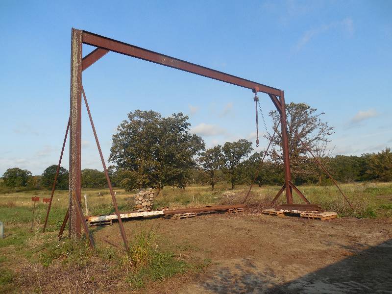 lot 47 image: 5 TON OVERHEAD CRANE 20 TALL X 35 WIDE