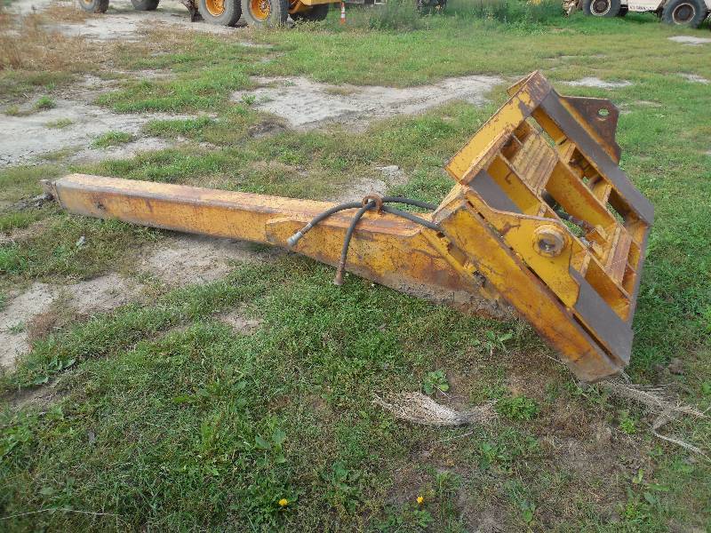 lot 54 image: ACS QUCK ATTACHMNET LOADER CHERRY PICKER HOIST HYD SWING