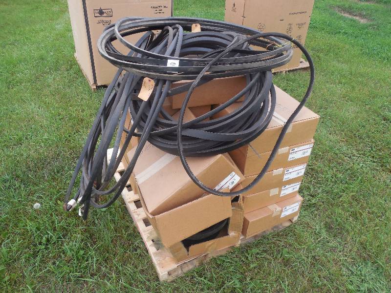 lot 68 image: PALLET LOT OF NEW GATES BELTS
