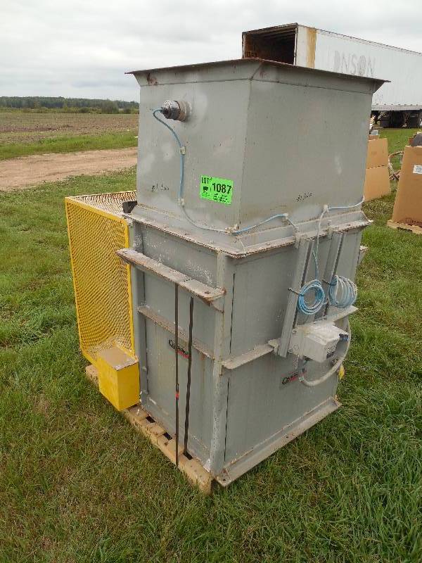 lot 81 image: PAPER SHREDDER HOPPER - BALER