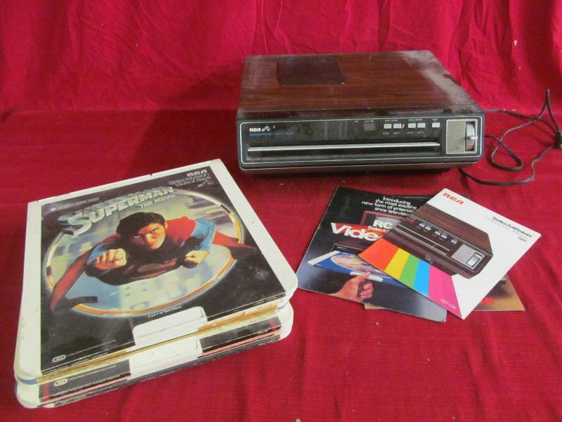 lot 80 image: RCA Video Disc Player