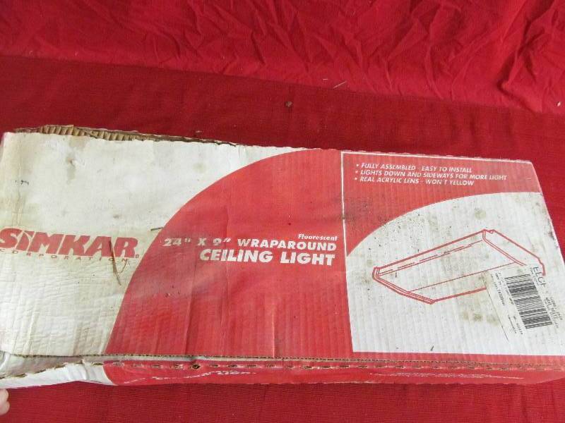 lot 89 image: Ceiling Light